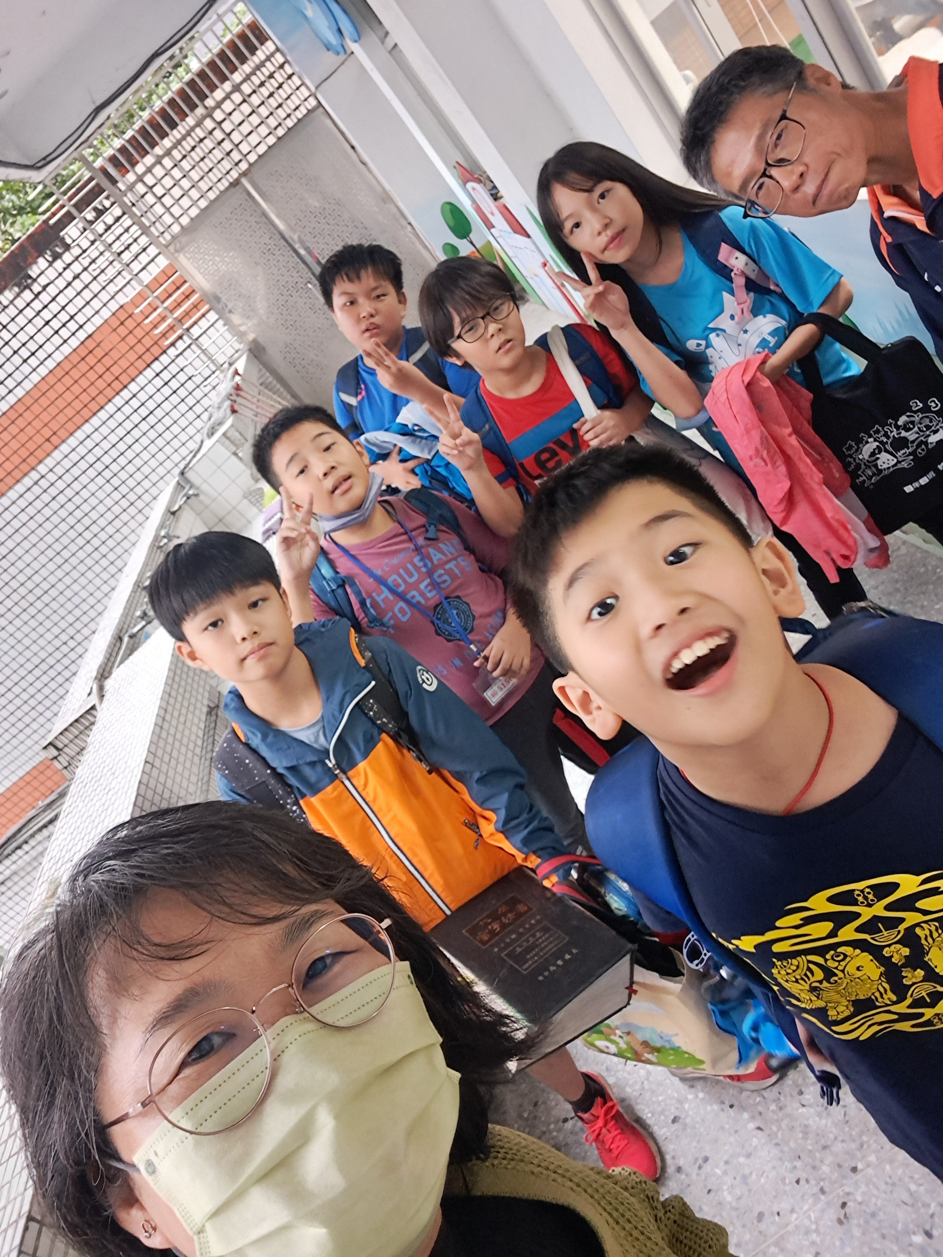 我跟書法社請了一次假,順便來回顧一下 2022-2024的書法社布展最大事